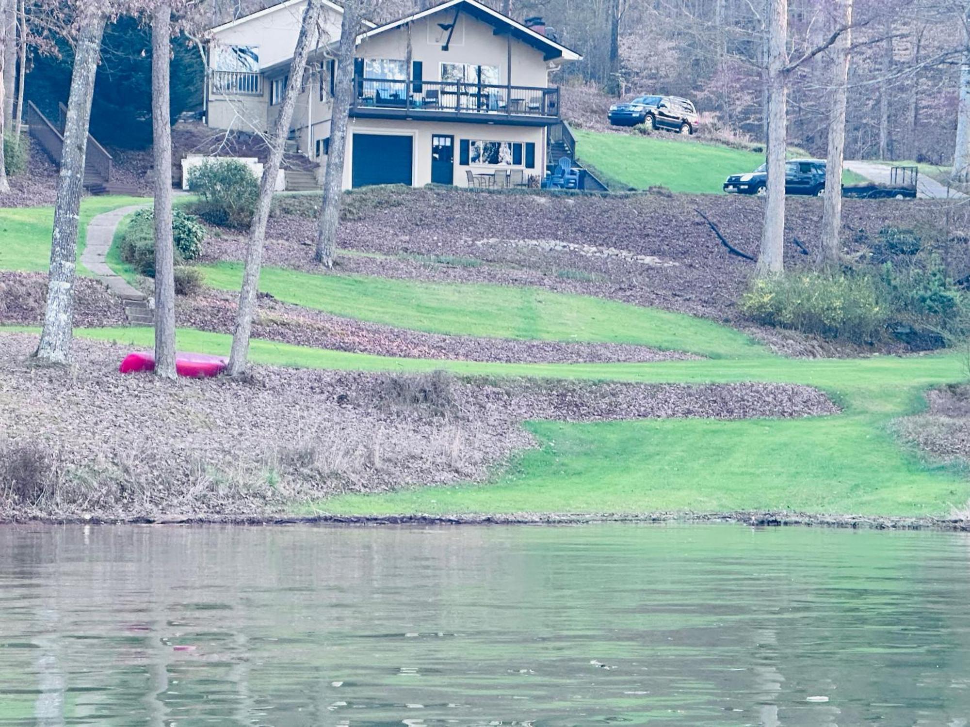 Вілла Cozy, Lake Lanier Property With Amazing Views Досонвілль Екстер'єр фото